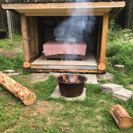 Tahkonpyoerittaejae Bed & Breakfast Kuopio